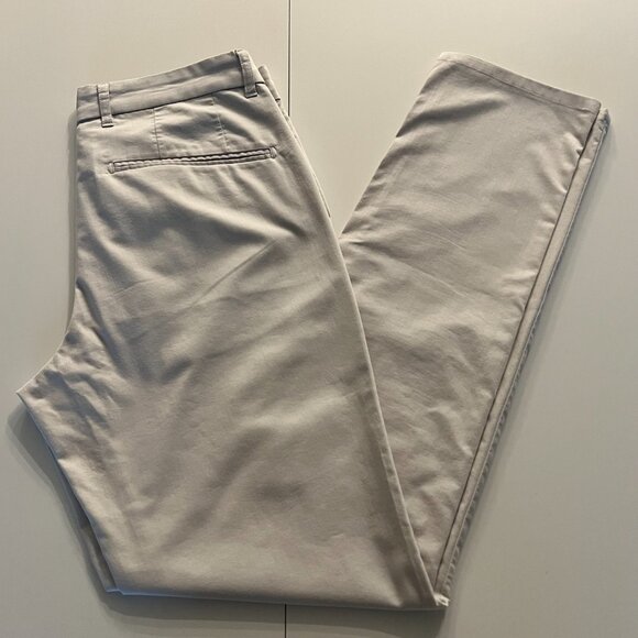 Holderness & Bourne Chino Pants Mens 30x32 Tailor Fit Stone Preppy Bus Casual - Picture 8 of 8
